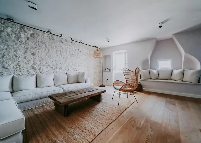 Feriehus Luxury Seafront Palazzo