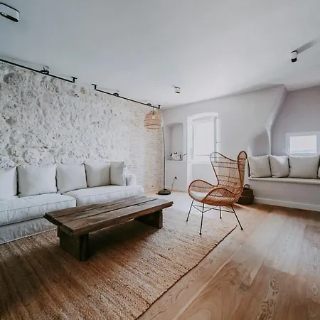 Vakantiehuis Luxury Seafront Palazzo